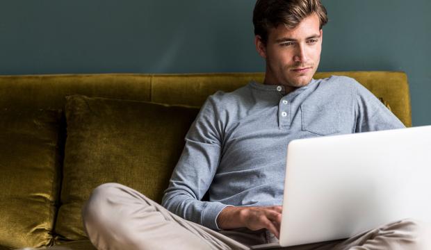 Vorschaubild für das Training Körpersprache: Nonverbale Signale gezielt einsetzen – für mehr Präsenz und Wirkung